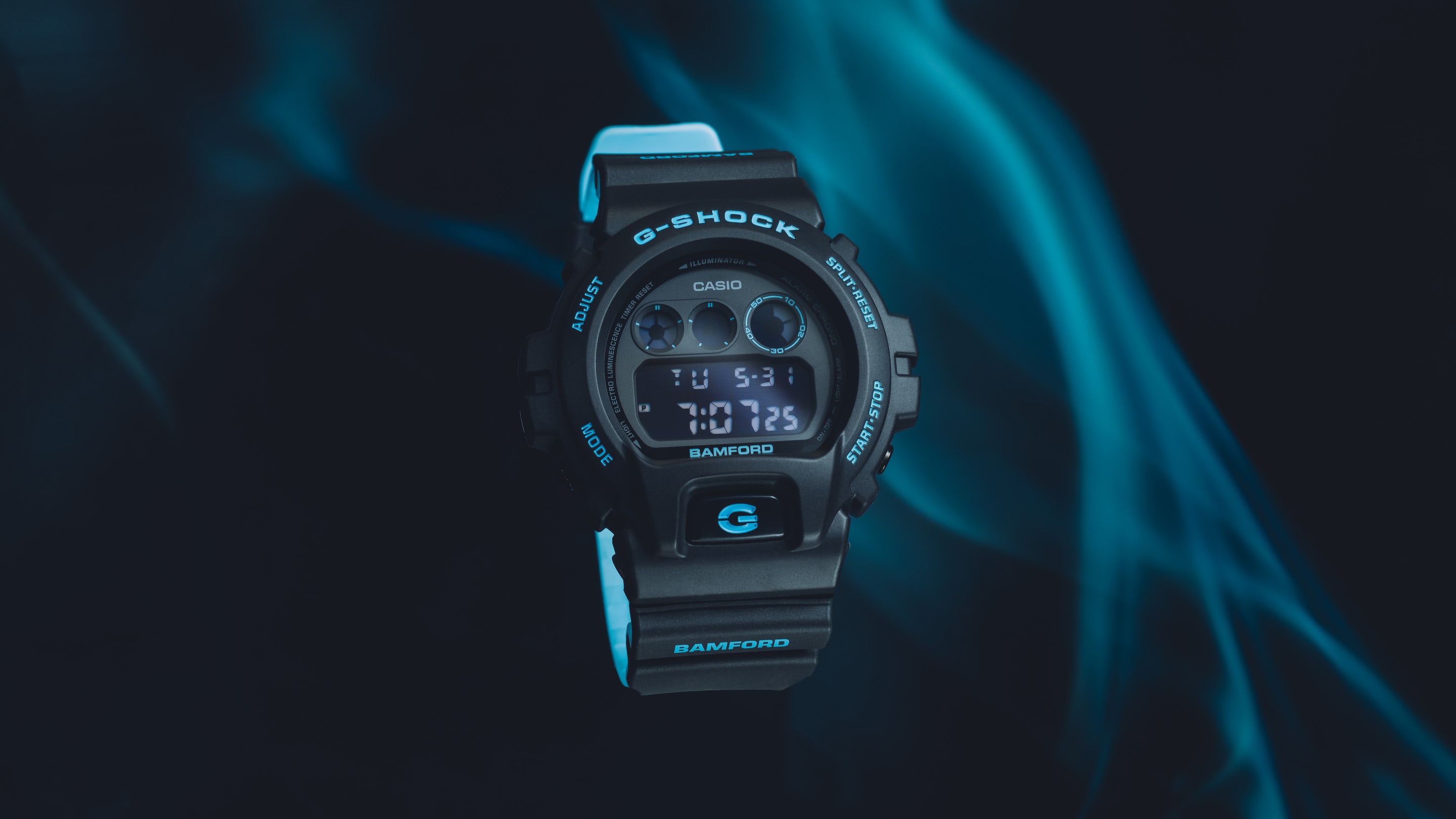 用Bamford x G-Shock DW-6900BWD-1ER向您介绍一个三重蓝色的夏天